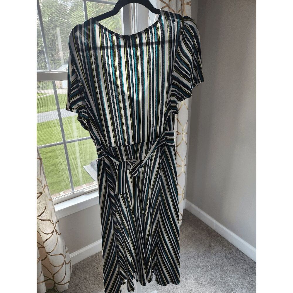 Torrid Midi Crepe Studio Knit Flutter Sleeve Dres… - image 7